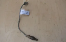 Лямбда-зонд (верхний) для Nissan X-Trail на фотографиях