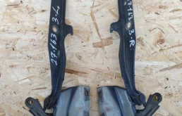 Петля капота левая для Suzuki Grand Vitara на фотографиях