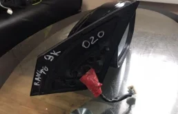 Зеркало боковое правое для Toyota RAV4 2014 года на фотографиях