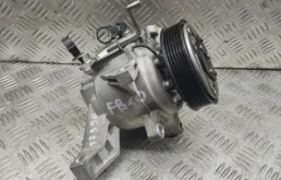 Компрессор кондиционера для Subaru XV 2015 года на фотографиях