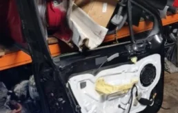 Накладка на дверь передняя левая для Peugeot 308 на фотографиях