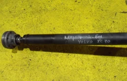 Карданный вал передний для Volvo XC70 2010 года на фотографиях