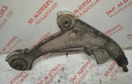 Рычаг передний правый нижний для Nissan Murano 2008 года на фотографиях