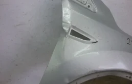 Крыло правое для Ford Kuga 2015 года на фотографиях