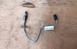 Лямбда-зонд (верхний) для Nissan Teana на фотографиях