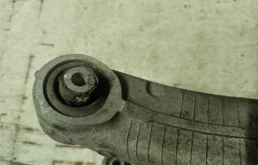 Качающийся рычаг правый для BMW X5 на фотографиях