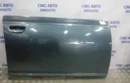 Дверь передняя правая для Audi A6 2002 года на фотографиях