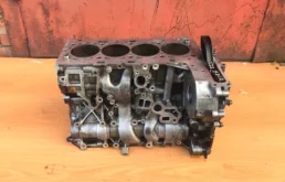 Двигатель без навесного для BMW 5er 2019 года на фотографиях