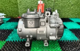 Компрессор кондиционера для Lexus RX 2010 года на фотографиях