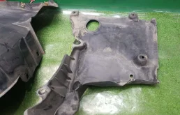 Крыло правое для Mercedes-Benz S class 2001 года на фотографиях