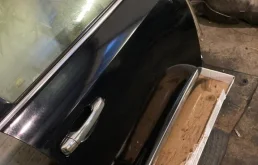 Дверь передняя правая для Toyota Land Cruiser 2021 года на фотографиях