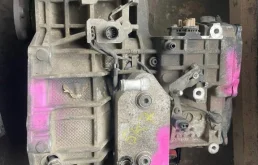 АКПП для Volkswagen Golf 1996 года на фотографиях