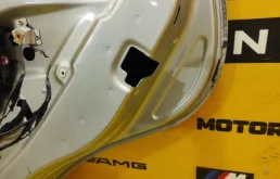 Дверь задняя правая для Mercedes-Benz M class 2004 года на фотографиях