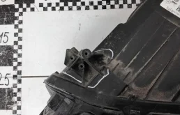 Фары для Volkswagen Passat 2020 года на фотографиях