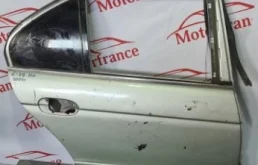 Дверь задняя правая для BMW 5er 2001 года на фотографиях