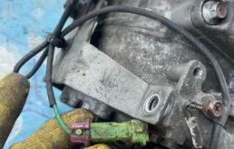 Компрессор кондиционера для Audi A4 1997 года на фотографиях