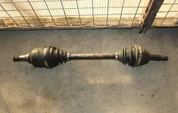 Привод передний левый для Toyota Corolla 2011 года на фотографиях