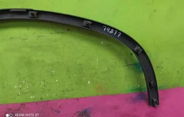 Расширитель арок задний правый для Volkswagen Tiguan 2011 года на фотографиях