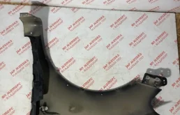 Крыло правое для Suzuki SX4 2011 года на фотографиях