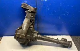 Редуктор переднего моста для Volkswagen Touareg 2002 года на фотографиях