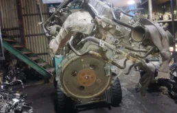 Двигатель без навесного для Mazda Familia 1999 года на фотографиях