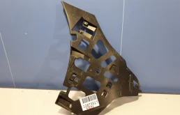 Усилитель переднего бампера для Mercedes-Benz S class 2015 года на фотографиях