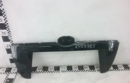 Накладка двери багажника для Hyundai Tucson 2005 года на фотографиях