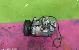 Компрессор кондиционера для Audi A6 1998 года на фотографиях