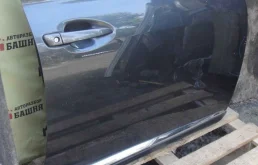 Дверь передняя правая для Lexus RX 2010 года на фотографиях