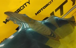 Капот для Mercedes-Benz C class 2002 года на фотографиях