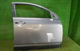 Накладка на дверь задняя правая для Nissan Qashqai 2008 года на фотографиях