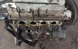 Двигатель для Opel Vectra 1999 года на фотографиях