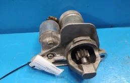 Стартер для Nissan X-Trail 2014 года на фотографиях