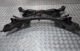 Задний подрамник для Nissan Teana 2012 года на фотографиях