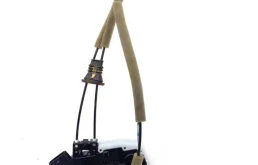 Замок передней левой двери для Nissan X-Trail 2012 года на фотографиях