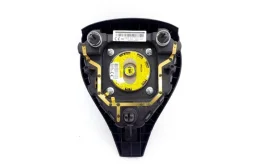 Подушка безопасности водителя для Nissan X-Trail 2018 года на фотографиях