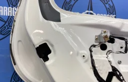 Дверь задняя левая для Mercedes-Benz M class 2000 года на фотографиях