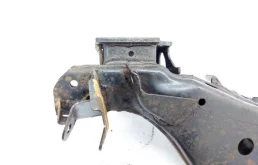 Рычаг продольный задний левый для Nissan Qashqai 2017 года на фотографиях