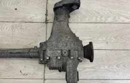 Редуктор переднего моста для Volkswagen Touareg 2009 года на фотографиях