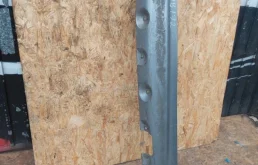 Накладка порога правая для BMW 3er 2001 года на фотографиях