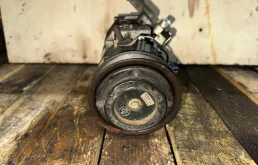 Компрессор кондиционера для Lexus RX 2001 года на фотографиях