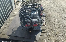 Двигатель для Audi A6 2009 года на фотографиях