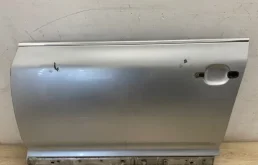 Дверь багажника для Volkswagen Touareg 2009 года на фотографиях