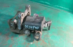 Суппорт задний правый для Volkswagen Passat 2006 года на фотографиях