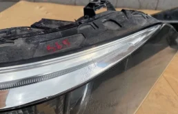 Фара правая для BMW 5er 2004 года на фотографиях