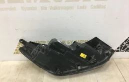 Фара левая для Hyundai Tucson 2021 года на фотографиях