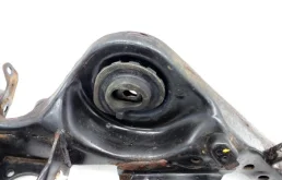 Рычаг продольный задний левый для Nissan Qashqai 2017 года на фотографиях