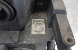 Фара левая для Ford Transit 2009 года на фотографиях