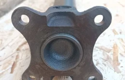 Карданный вал передний для Mitsubishi Pajero 2012 года на фотографиях