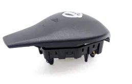 Подушка безопасности водителя для Nissan X-Trail 2018 года на фотографиях